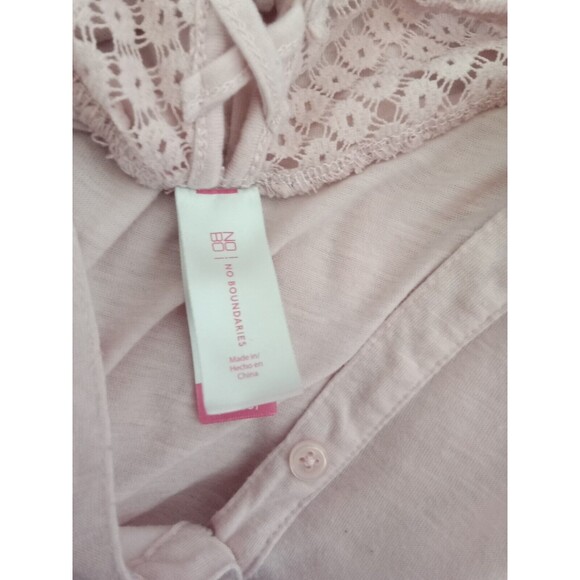 No Boundaries Women Large Pink‎ Roll Tab Sleeve Lace button pullover - Picture 11 of 15